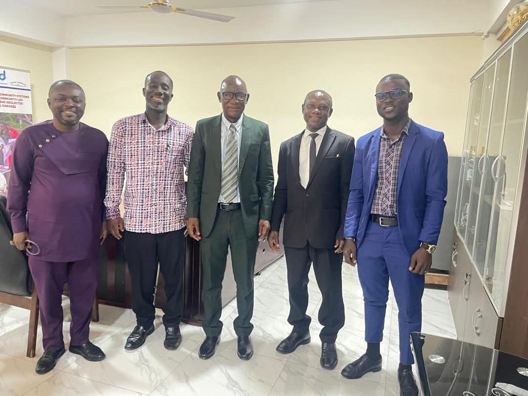 EASTERN REGIONAL CAUCUS PAID COURTESY CALL ON REGIONAL DIRECTOR OF HEALTH SERVICE, EASTERN REGION